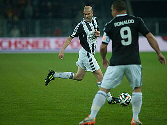 Zidane and Ronaldo roll back t...